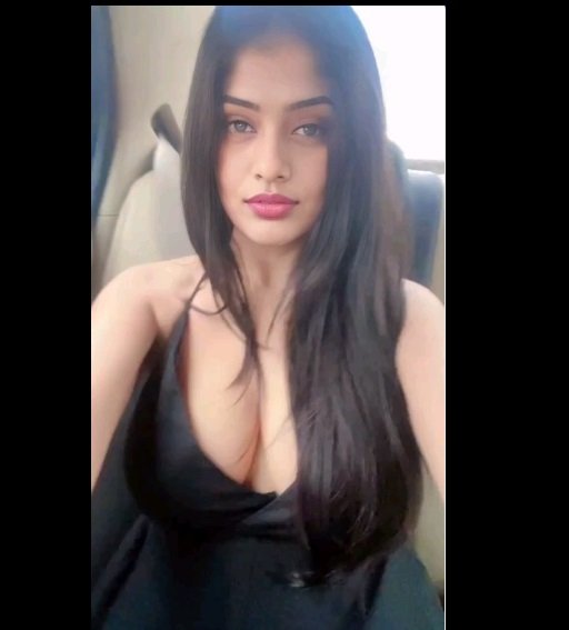 Super hot girl in sexy black outfit video